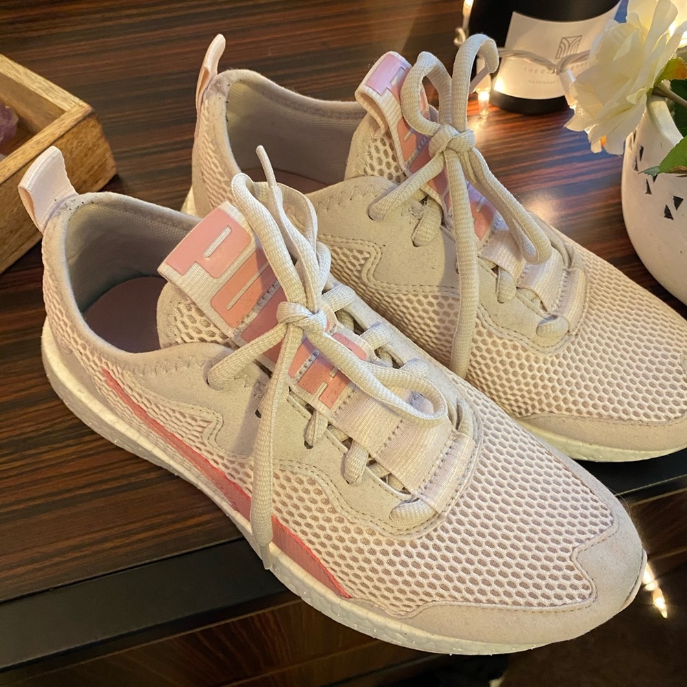 Puma Softfoam Sneakers